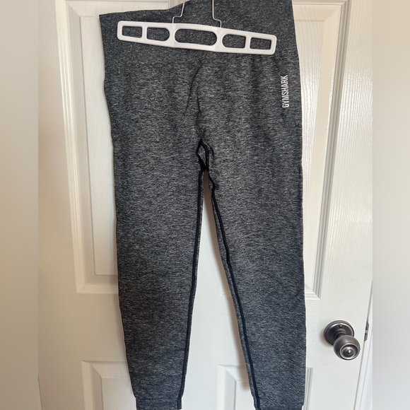 2/$45 Gymshark Adapt leggings 2/$45 - Picture 1 of 4